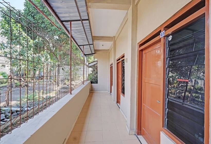 Hotel Spot On 92934 Nusantara Syariah