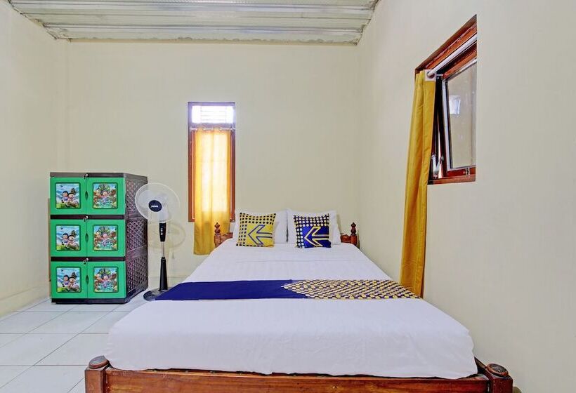 酒店 Spot On 92930 Syifa Guest House Syariah