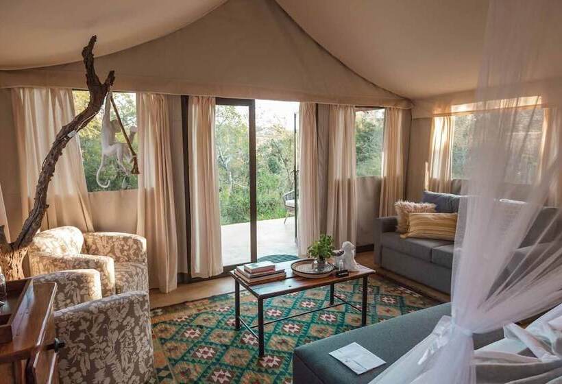 ホテル Umkumbe Bush Lodge Luxury Tented Camp
