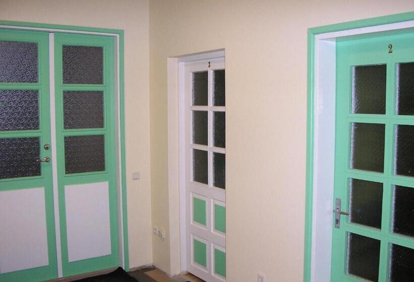 Kagu Hostel