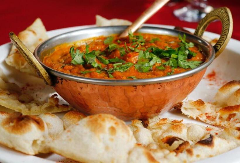 Krishna Garden Hotel & Restaurant