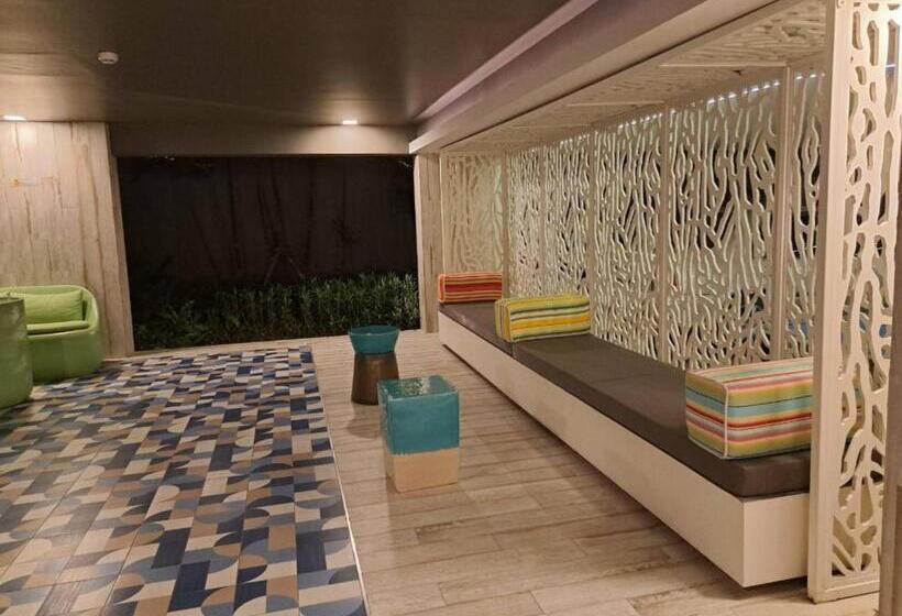 Pool View Marvest Huahin By Wilmot