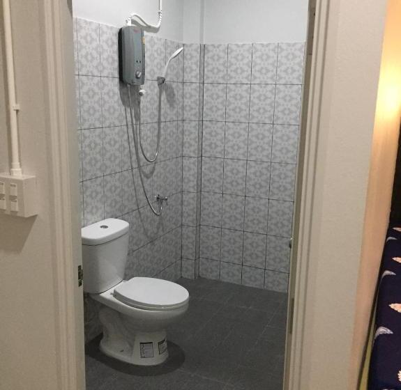 汽车旅馆  Chillchillsangkhlaburi โรงแรมชิลชิลสังขละบุรี