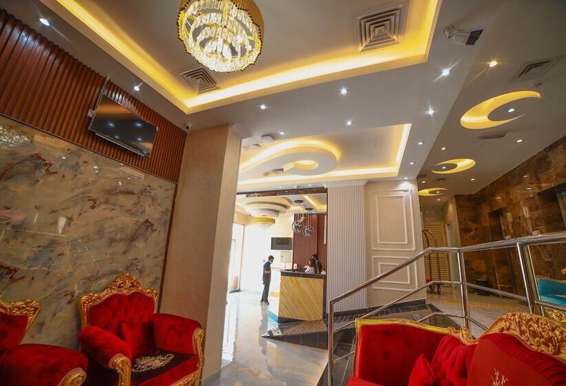 Onyx Hotel Apartments