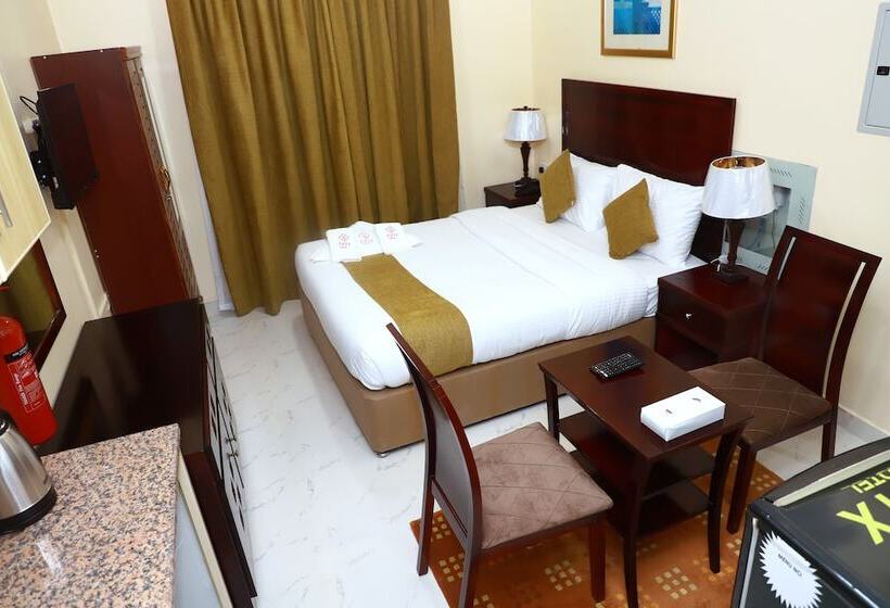 Onyx Hotel Apartments