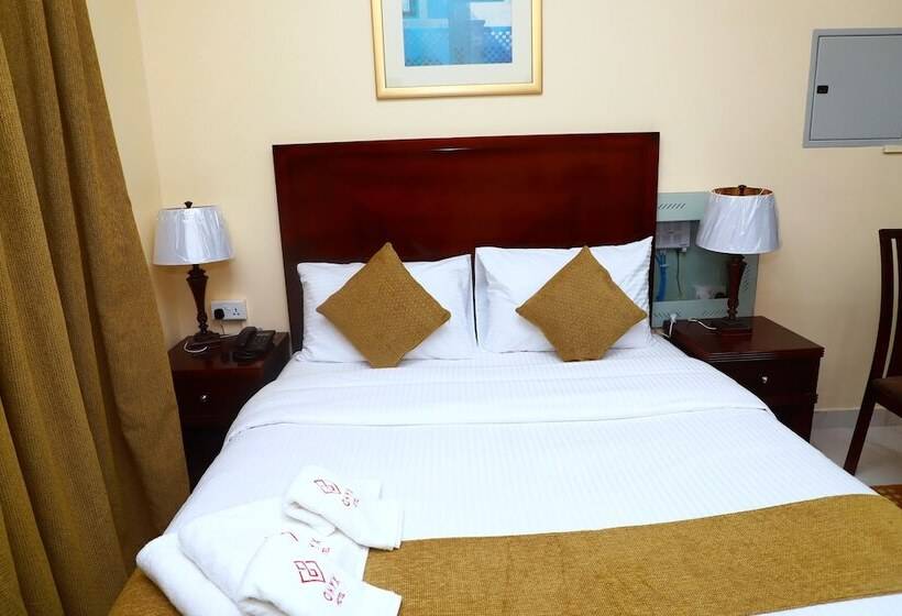 Onyx Hotel Apartments