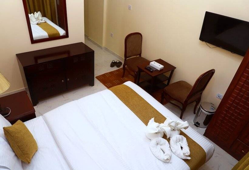 Onyx Hotel Apartments