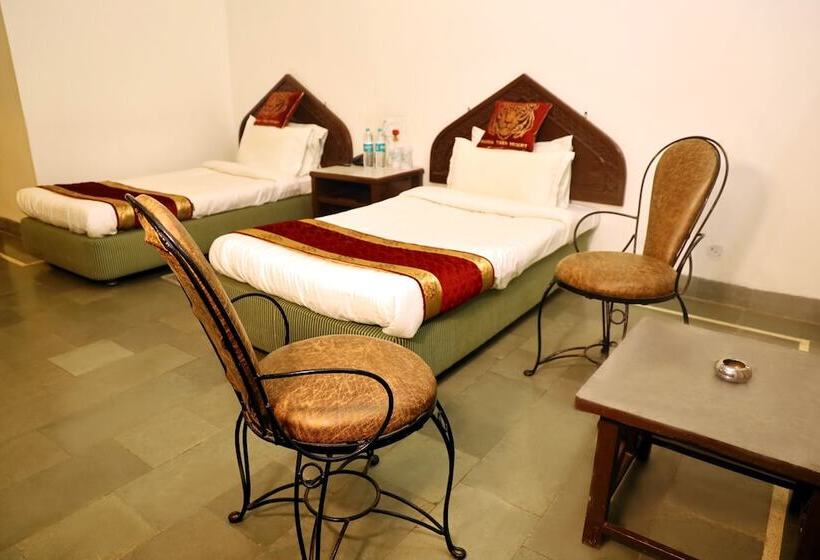 Panna Tiger Resort  River Side Property