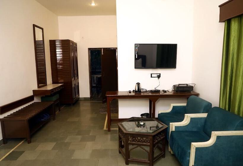 Panna Tiger Resort  River Side Property