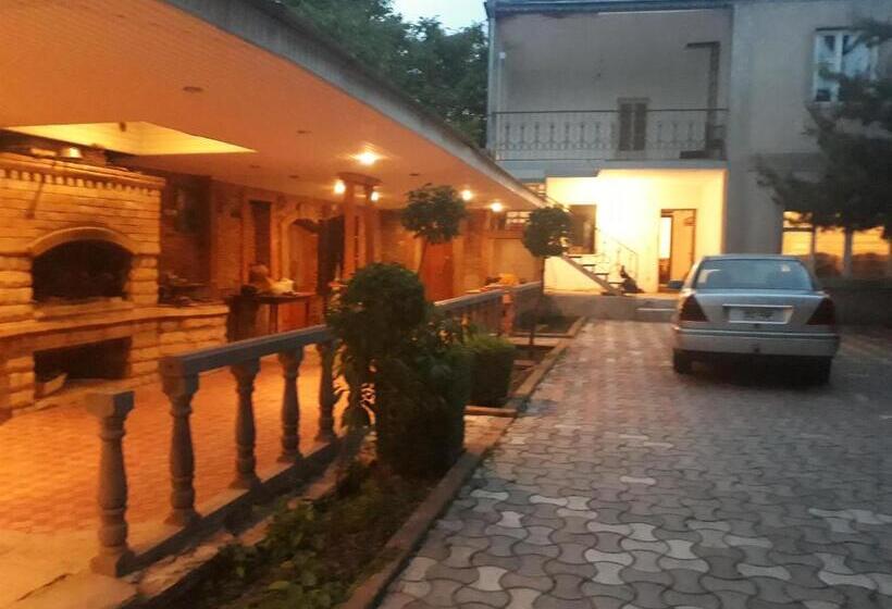 膳宿费 Aghveran Eco Guest House