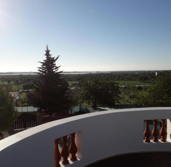 بنسيون Alojamento Local Patudos, Suite Com Terraço Privado