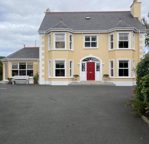 بنسيون Barr S Guest Accommodation