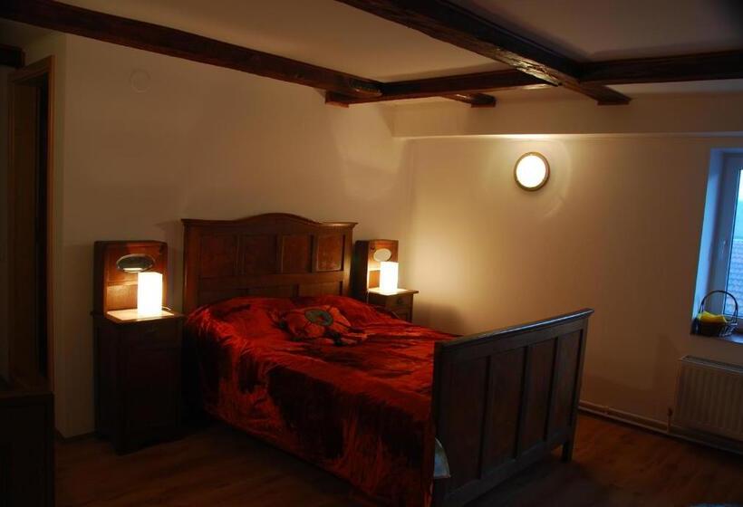 פנסיון Casa Gross