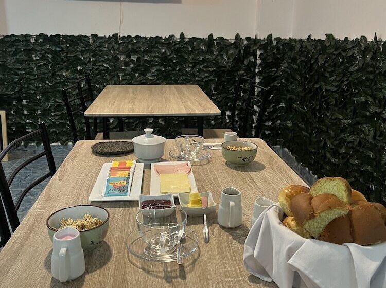 膳宿费 Casa Marluc