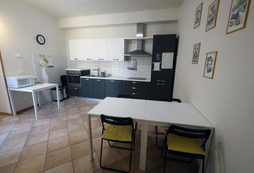 펜션 Casadiviaappia