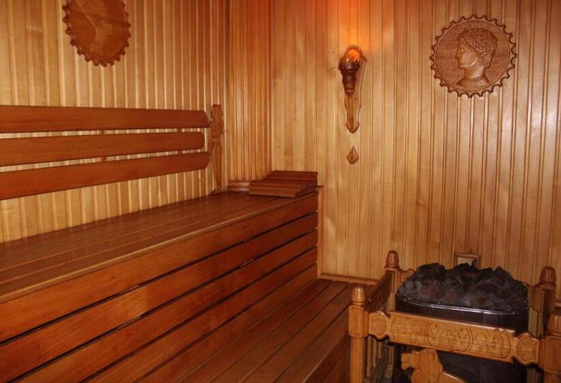 پانسیون Ceasar