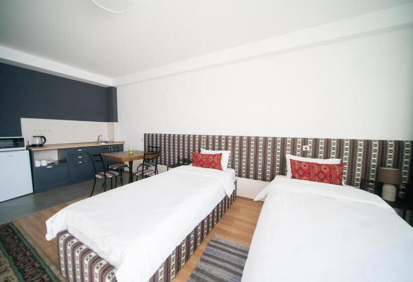 پانسیون Chalet Papa Basili