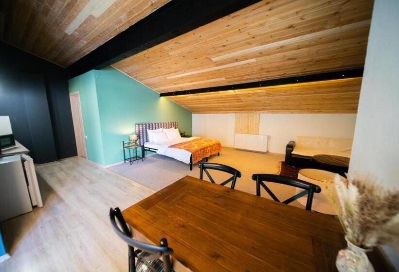 پانسیون Chalet Papa Basili