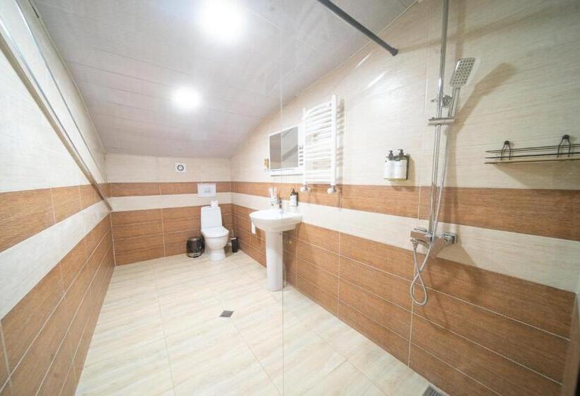 پانسیون Chalet Papa Basili