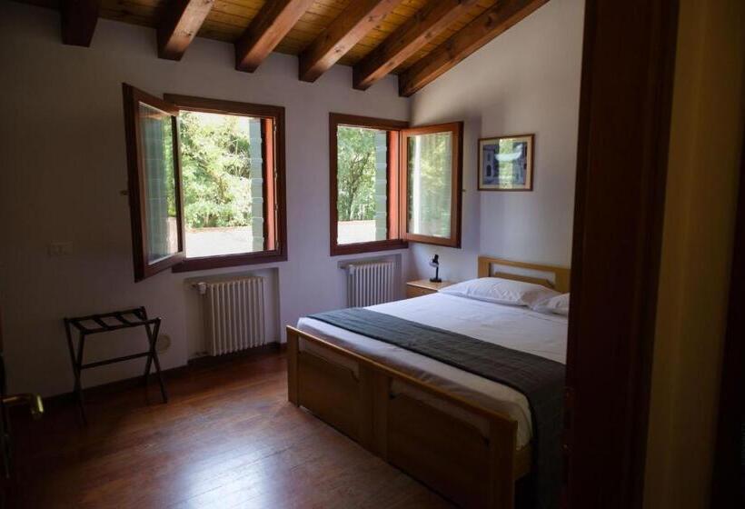 膳宿费 Cornarorooms