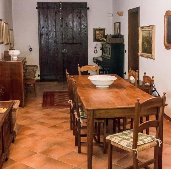 بنسيون Corte Bagnetta