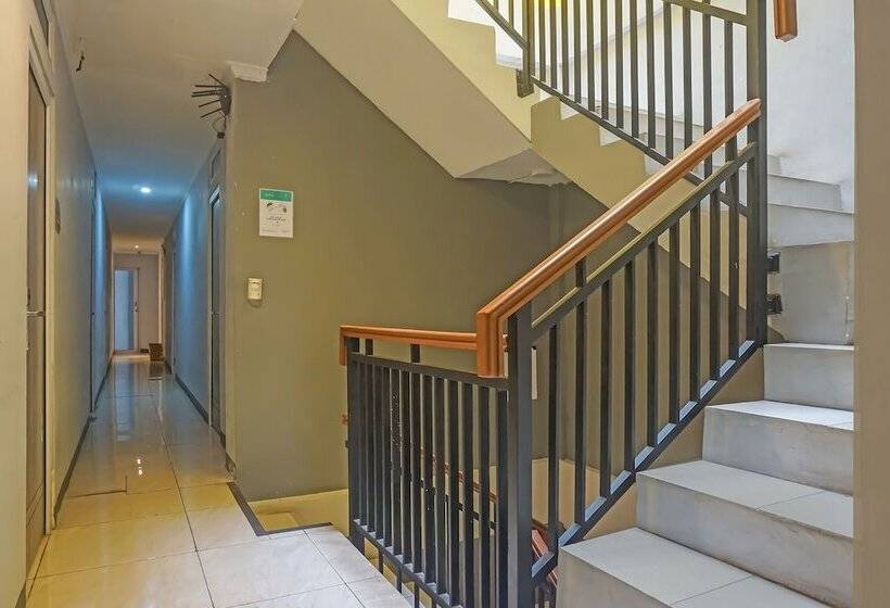 بنسيون Elite Residence Ciputat By Oyo