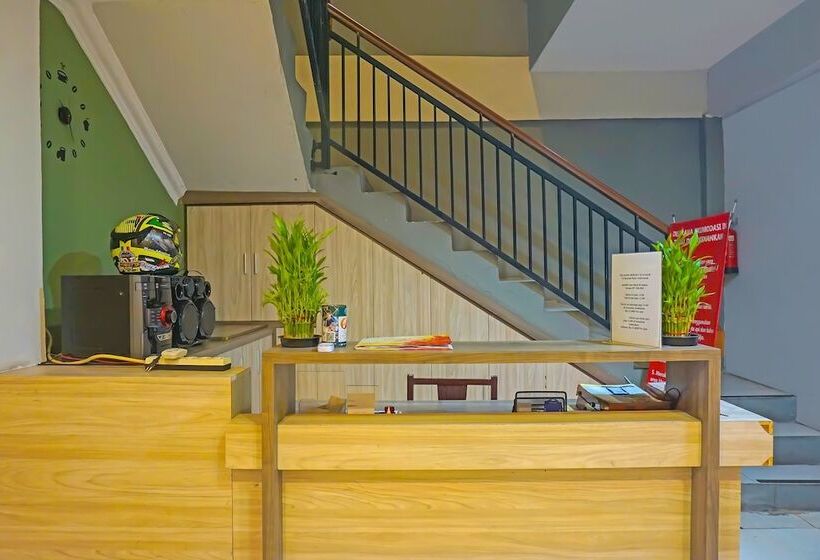 بنسيون Elite Residence Ciputat By Oyo