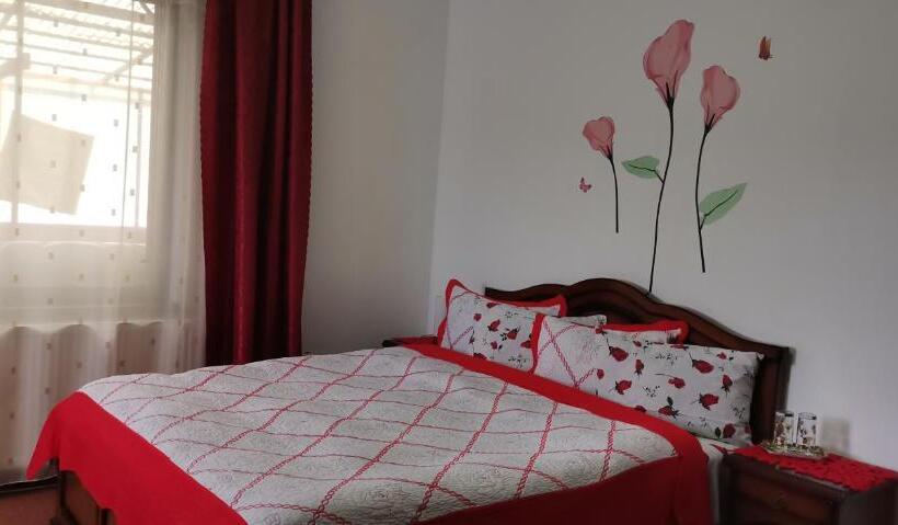 بنسيون Flori De Bucovina