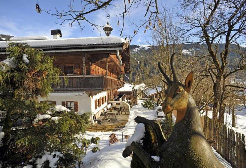 بنسيون Fuchswirt Kelchsau Landgasthof