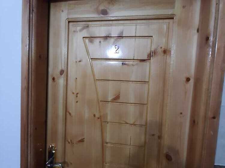 پانسیون Gohar Guest House