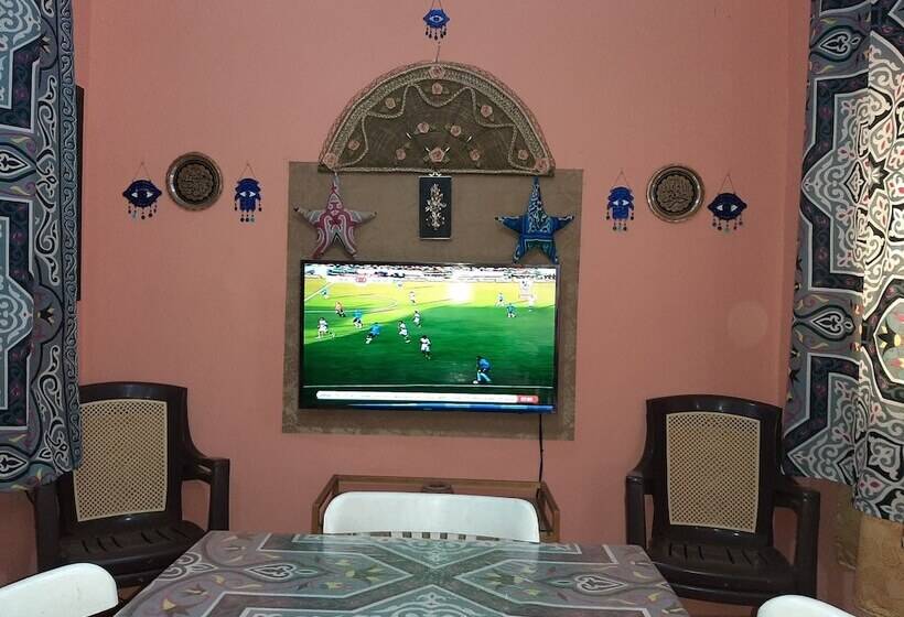 پانسیون Gohar Guest House