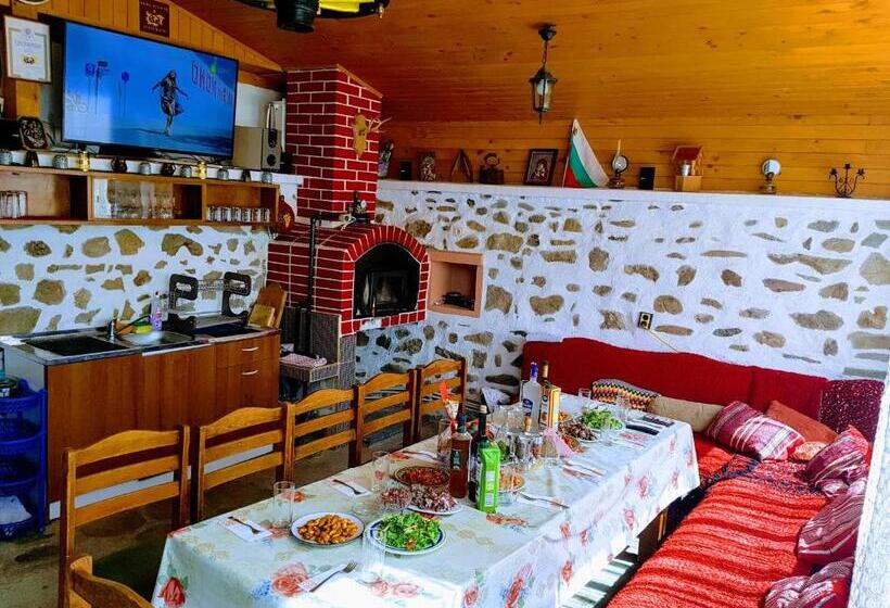 פנסיון Guest House Dorkos