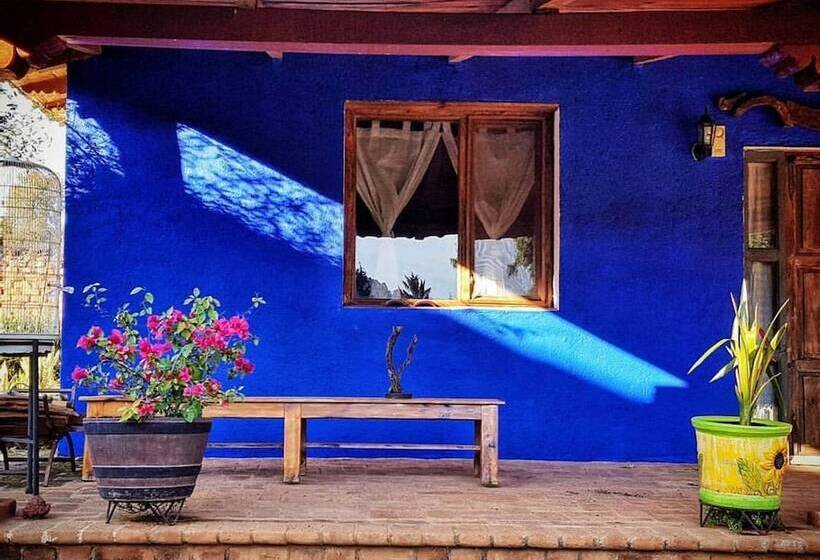 بنسيون Hacienda Porumbo