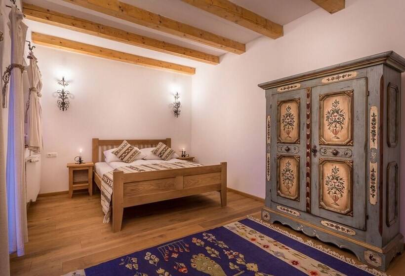 ペンション Hanul Vatra