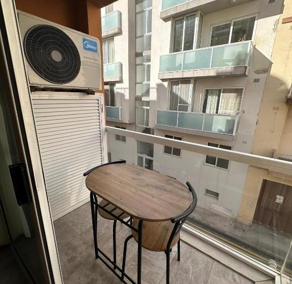 پانسیون La Bella Guesthouse