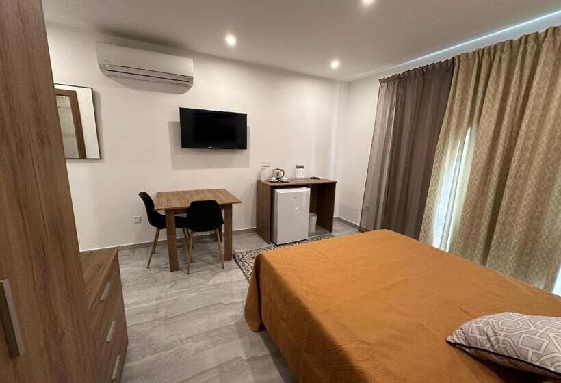 پانسیون La Bella Guesthouse