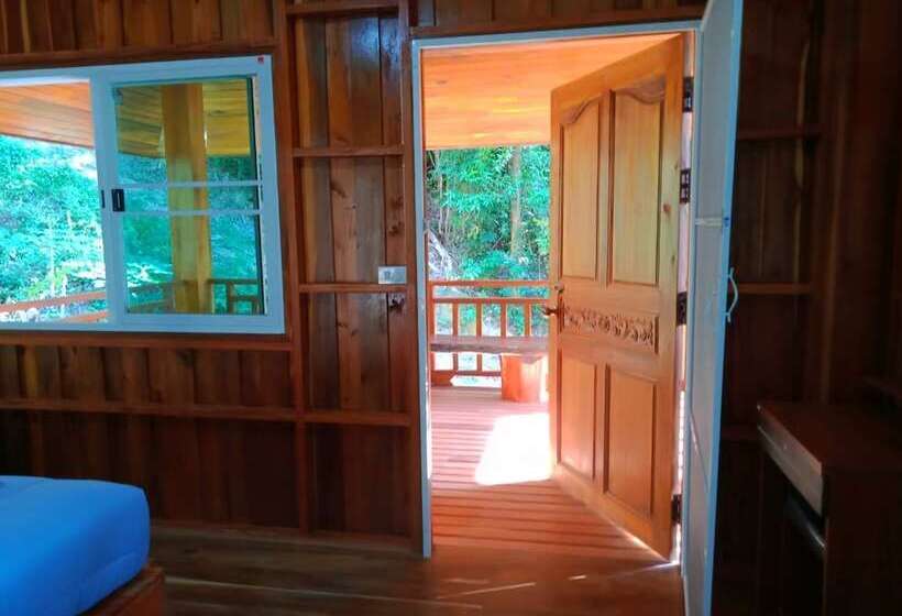 بنسيون Lanta Hill