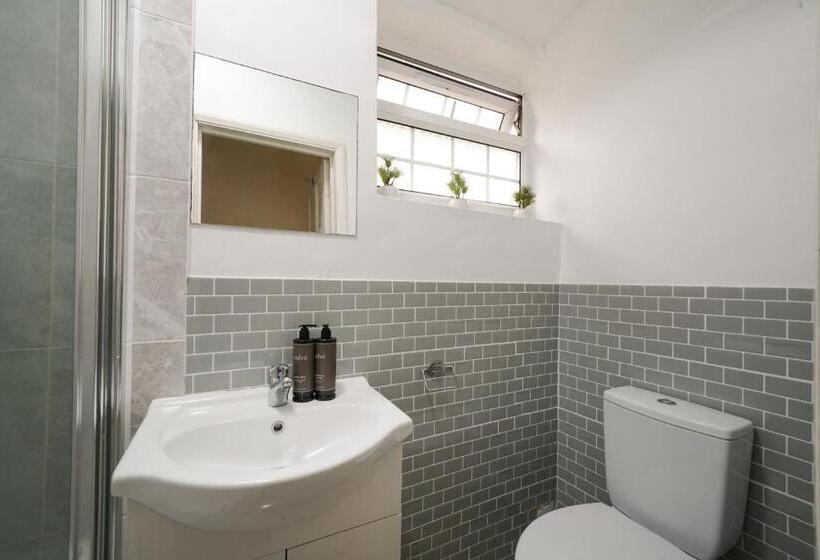 펜션 Pitshanger Hububb Stay