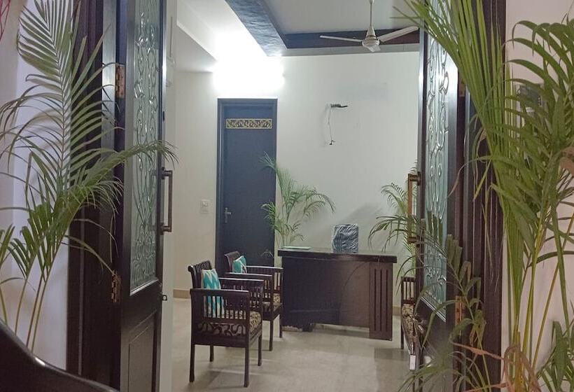 بنسيون Singh Deluxe Inn