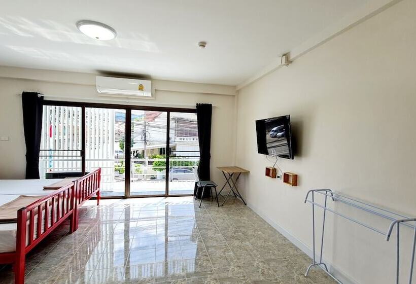 פנסיון Tp House@naka