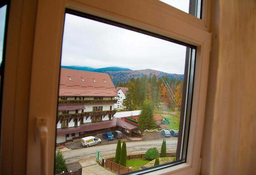 بنسيون Vila Evergreen