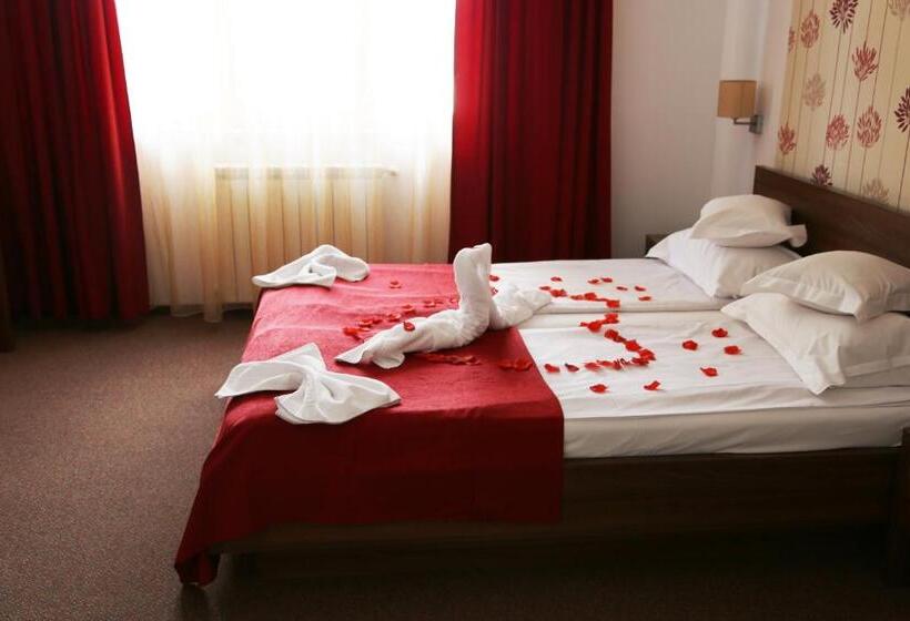 بنسيون Vila Evergreen