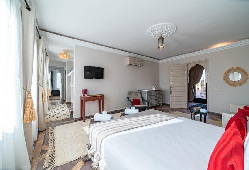 پانسیون Villa Chems