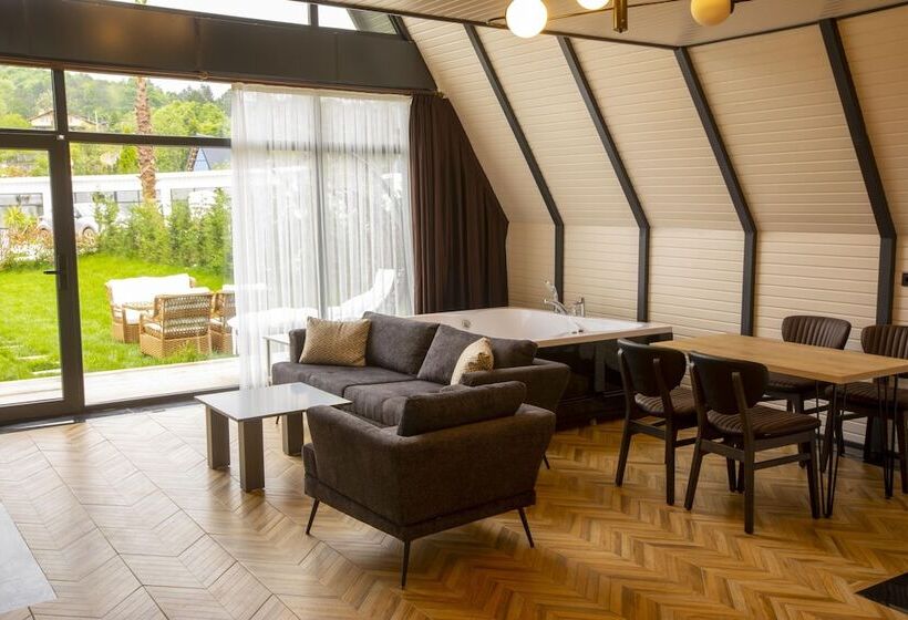 Ramada Resort By Wyndham Sapanca Thermal