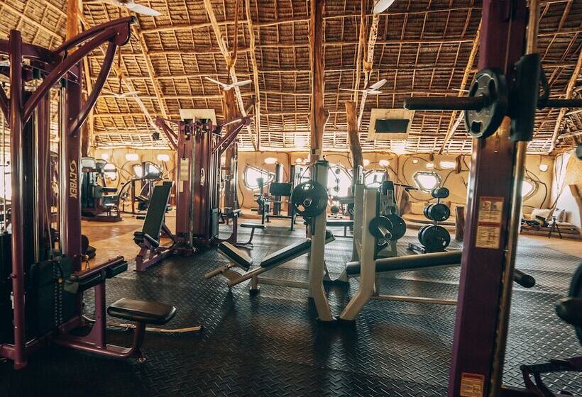 منتجع Kinazu Upepo Beach