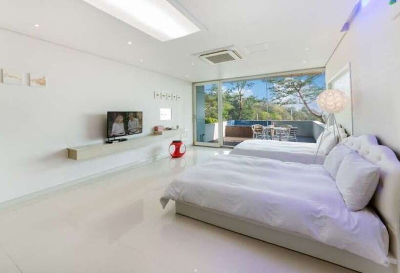 Pensiune Gyeongju Staley Pool Villa