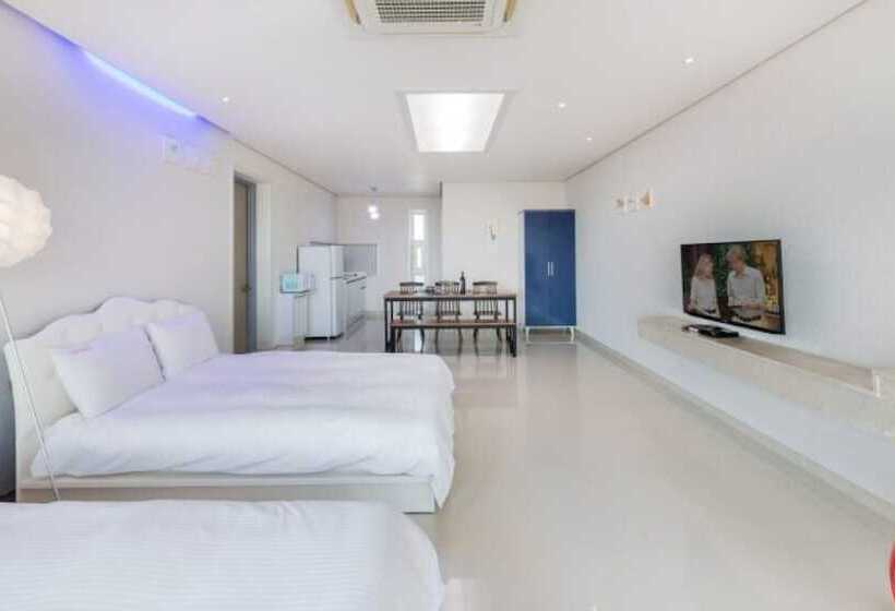 Pensiune Gyeongju Staley Pool Villa