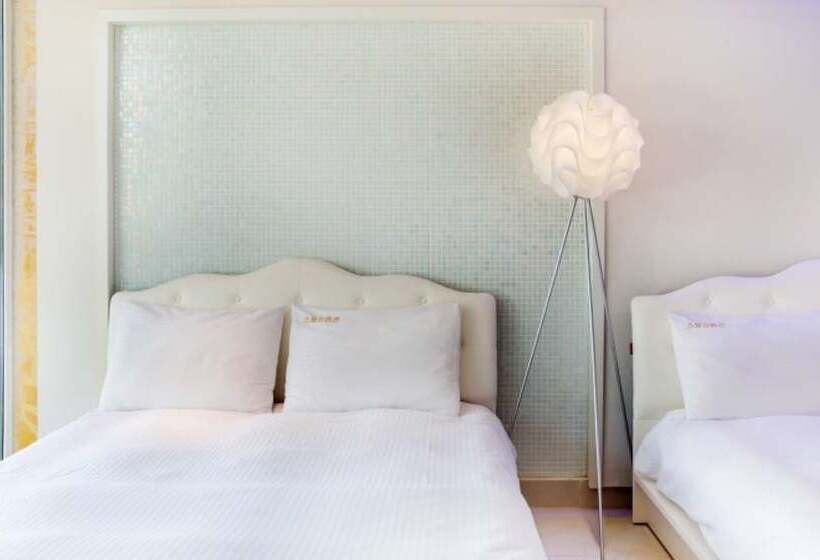 Pensiune Gyeongju Staley Pool Villa