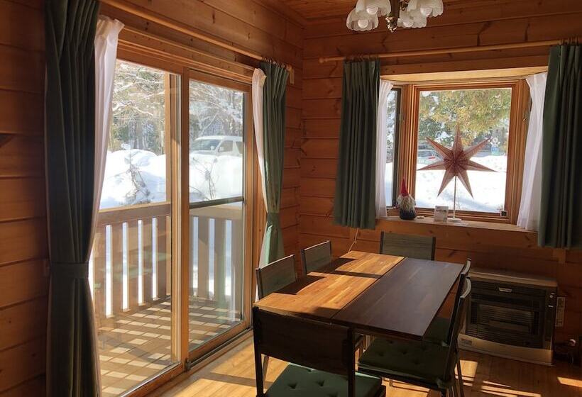 Swiss Chalet Hakuba
