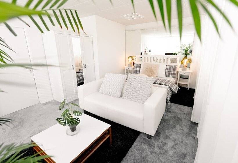 The Business Sleeping Place